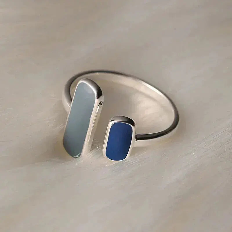 Anello vintage con pietra blu in argento