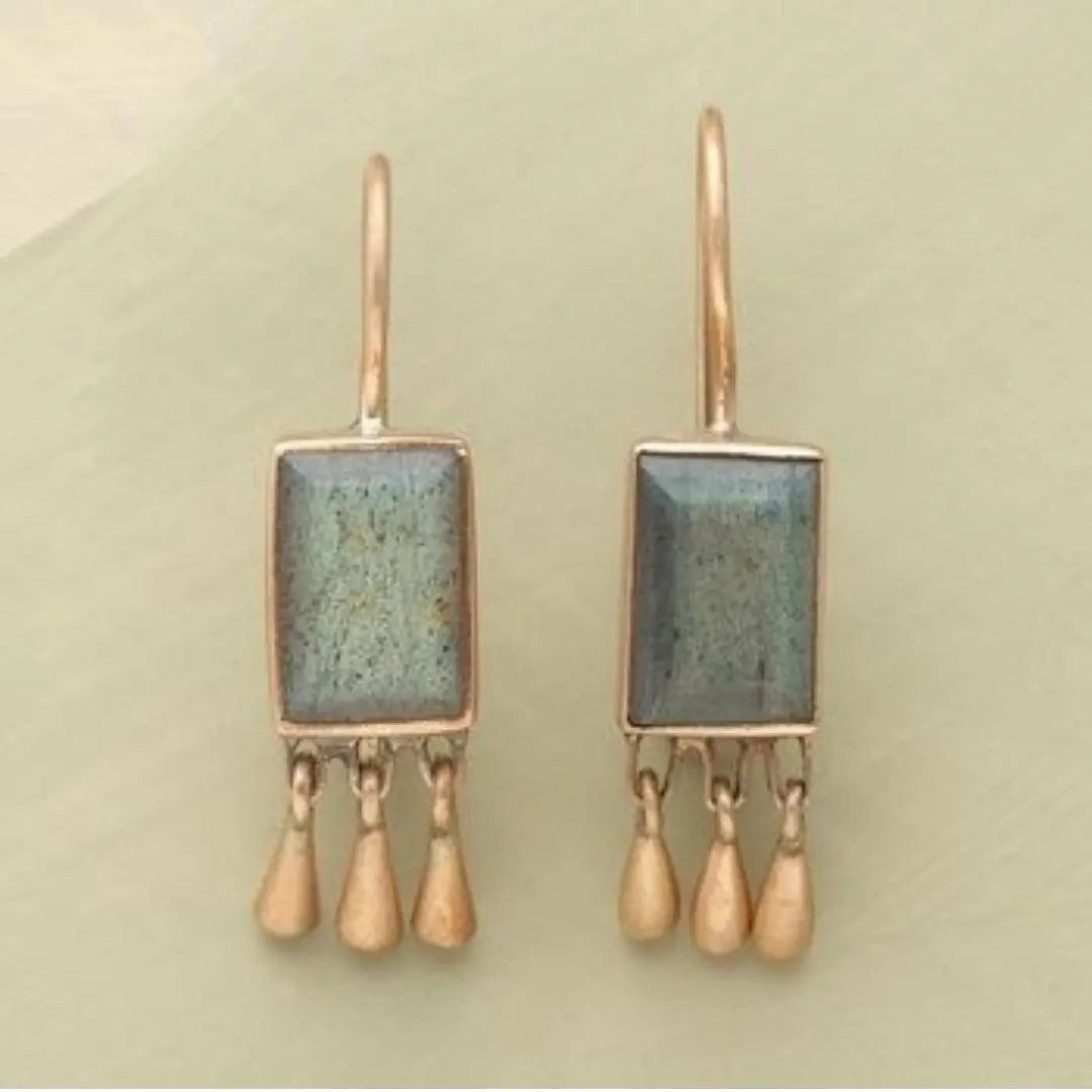 Orecchini vintage con pietra e oro