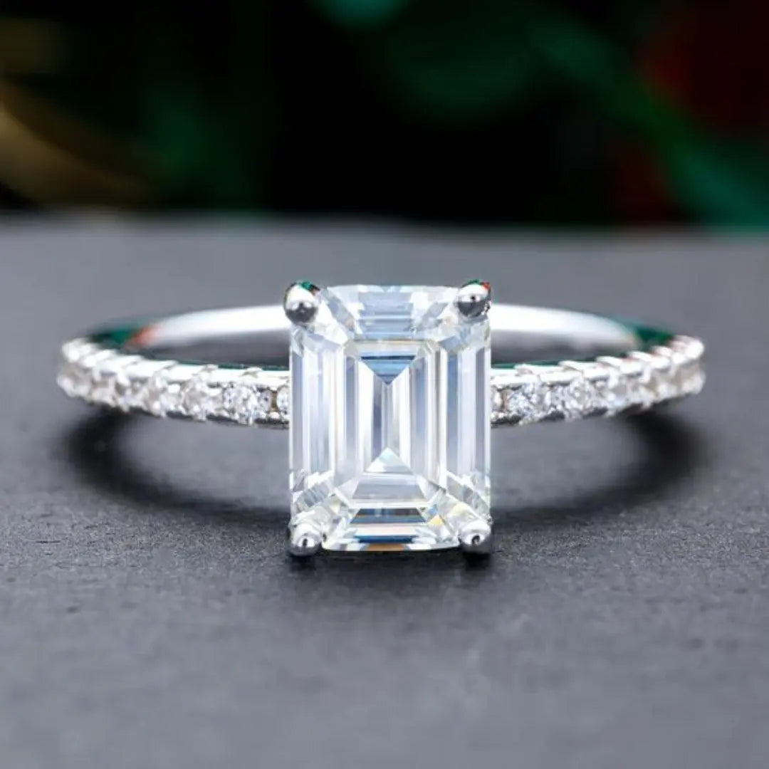 Anello Vintage Bianco Cristallo Argento Zirconia