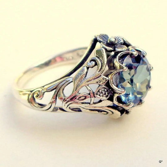 Anello in Argento con Vetro Blu Vintage