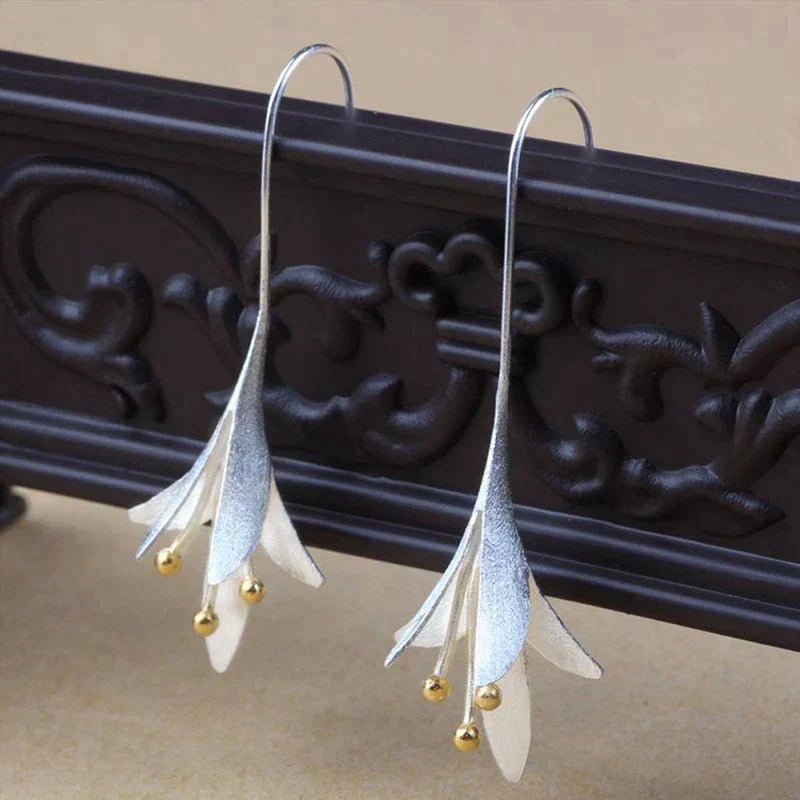 Orecchini a fiore in argento