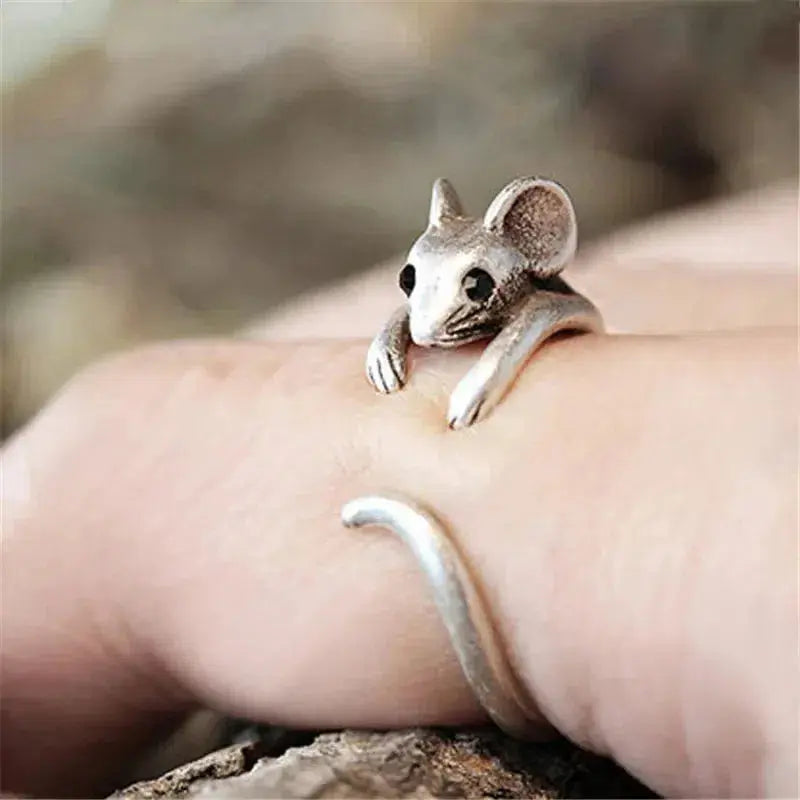 Anello Vintage Elegante a Forma di Topo in Argento