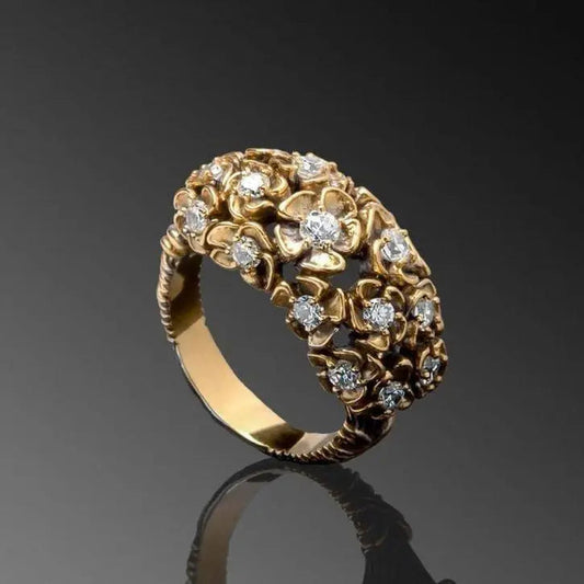 Anello Lucido Dorato con Fiori