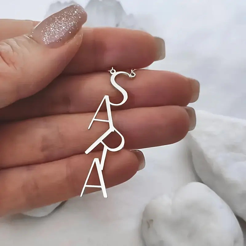 Collana con Nome Personalizzato con Lettere Verticali