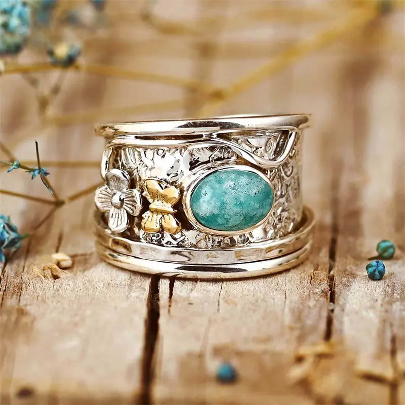 Anello con opale vintage
