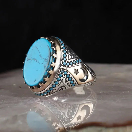 Anello vintage incastonato con pietra turchese