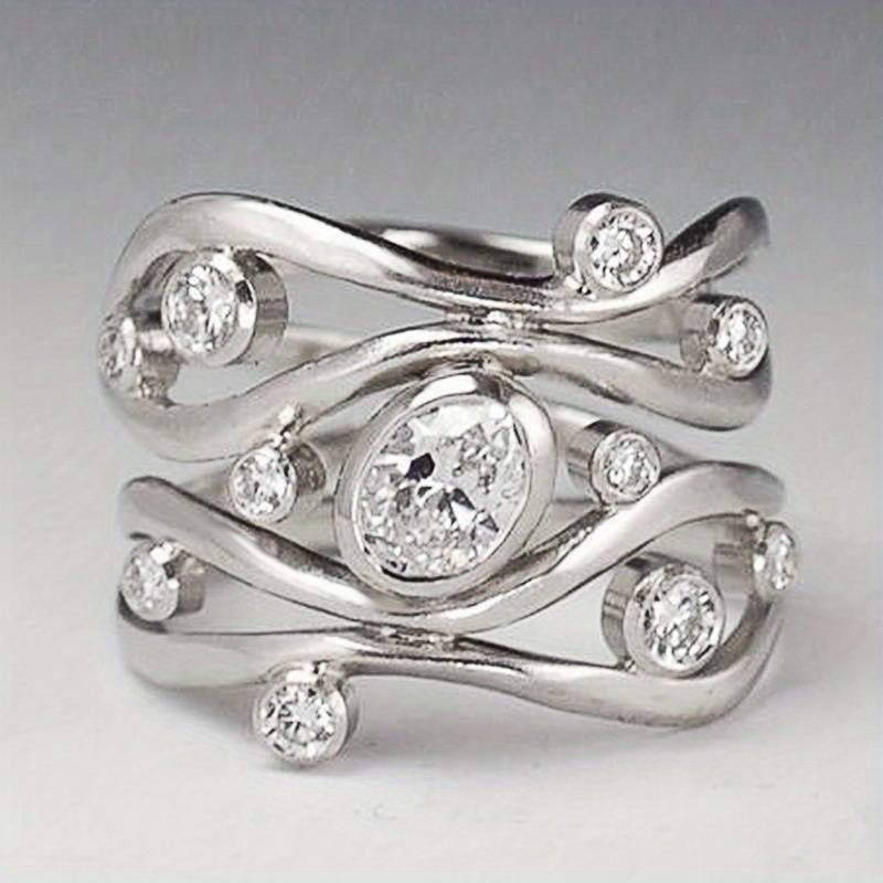 Anello Irregolare Vintage in Argento e Zirconia