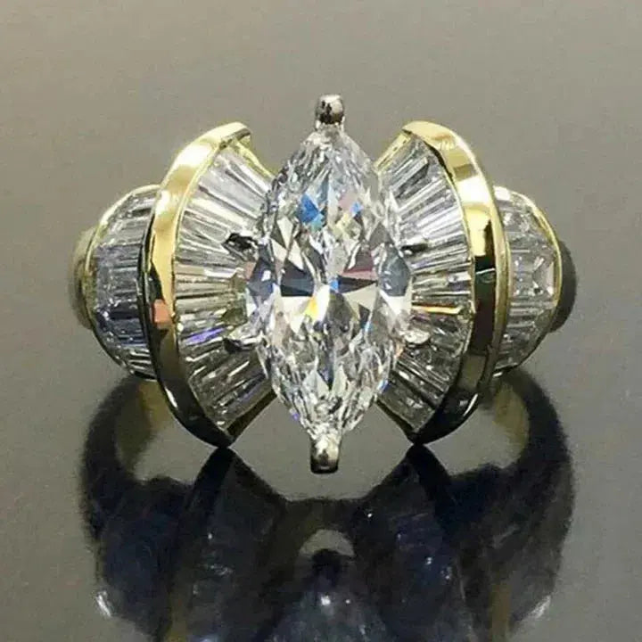 Anello Vintage in Oro con Zirconia
