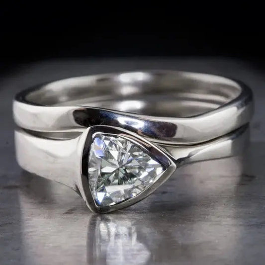Anello impilato in argento con zirconia vintage