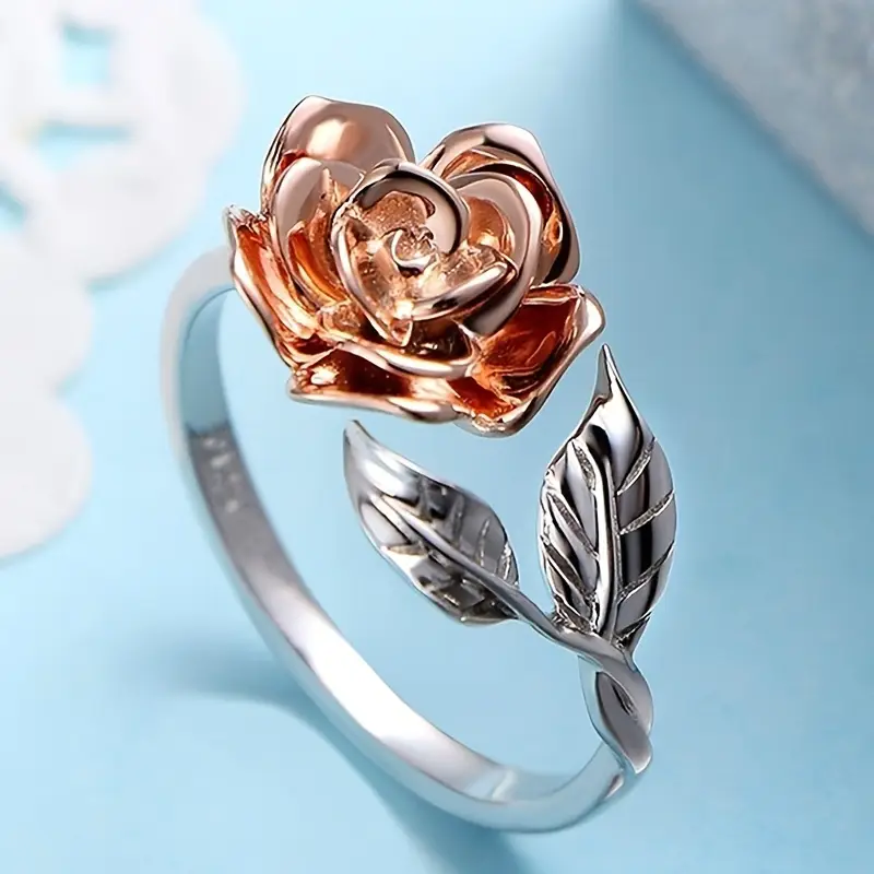 Anello vintage in argento con fiore