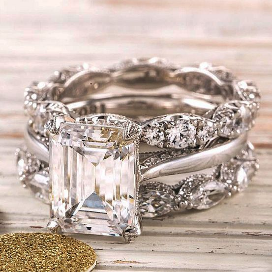 Anello a strati brillante in argento vintage