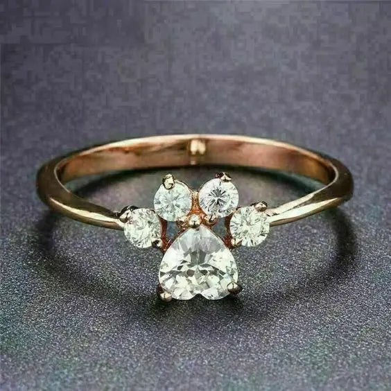 Anello con zirconia vintage a forma di zampa