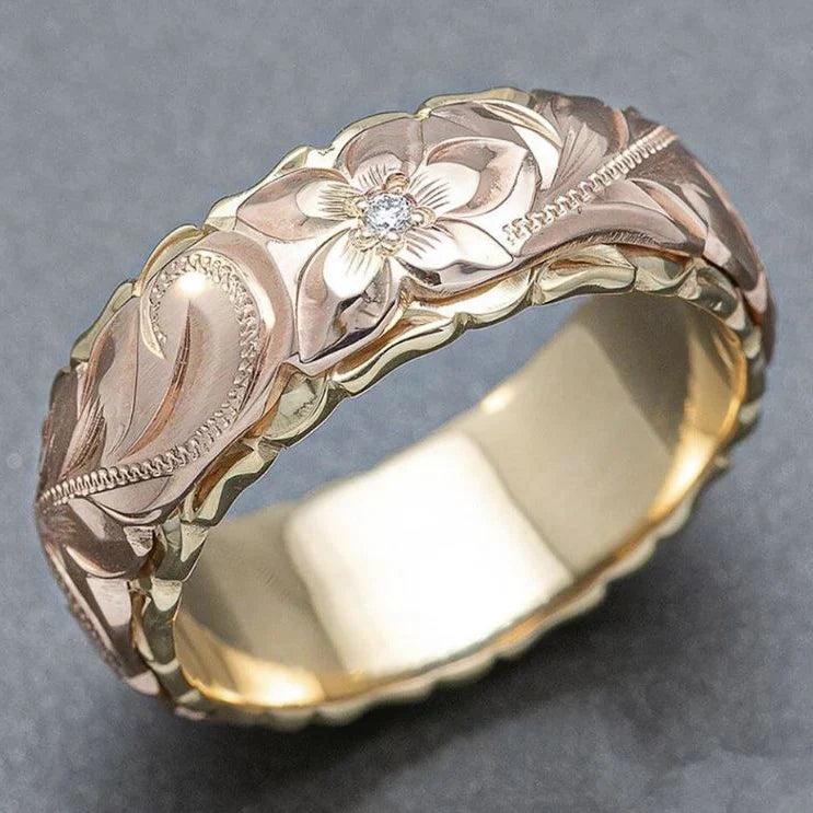 Anello d'oro con fiore di rosa vintage