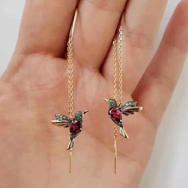 Orecchini in smalto e zirconi a forma di colibrì