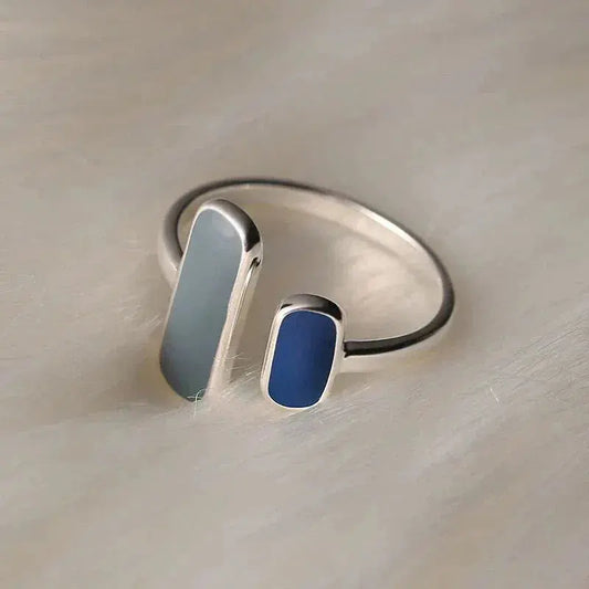 Anello vintage con pietra blu in argento