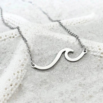 Collana con onde marine d'argento