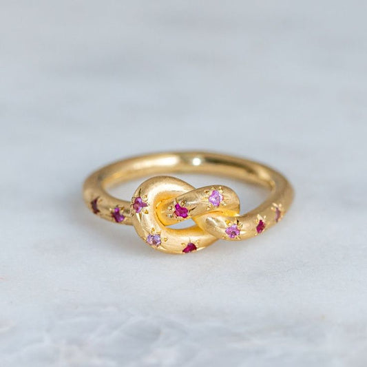 Anello Celestiale d'Oro Annodato Rosa Vintage