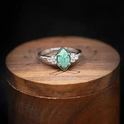 Anello con Diamante e Turchese Naturale