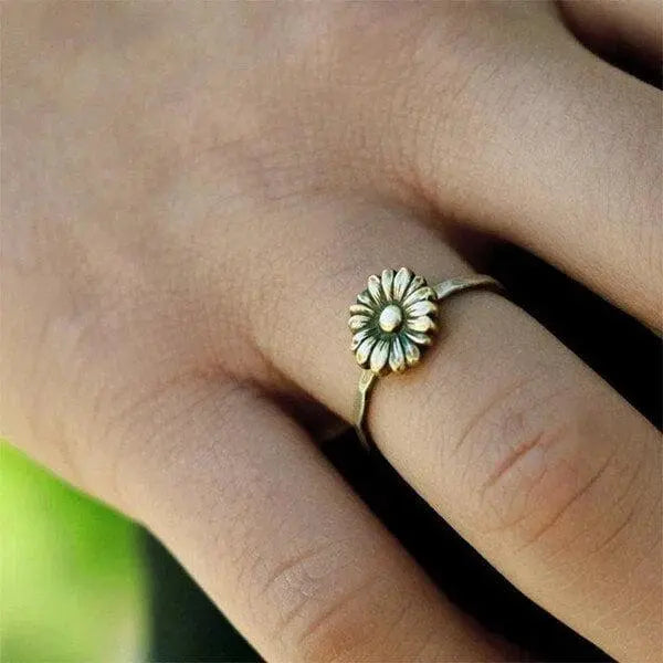 Anello con Fiore di Girasole in Oro