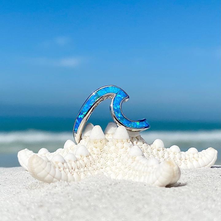 Anello con Onde dell'Oceano in Opale e Argento