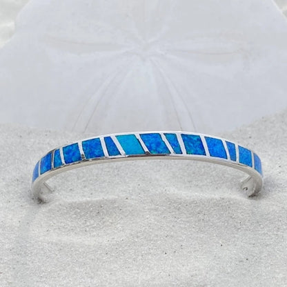 Bracciale in argento con pietra di opale blu
