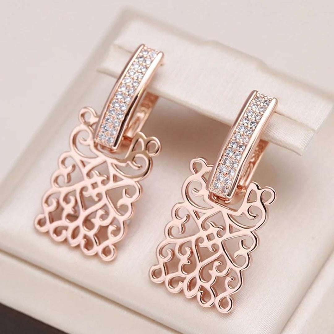 Orecchini in oro rosa con zirconi cubici
