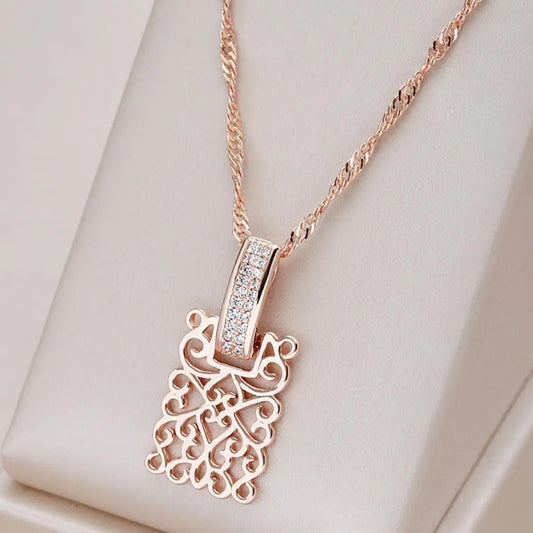 Collana Elegante con Mandala in Oro