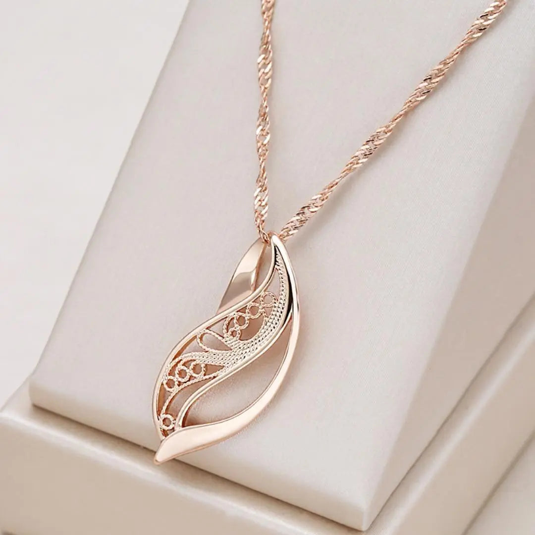 Collana Elegante e Armoniosa in Oro