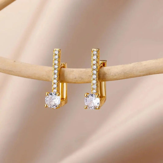 Orecchini esotici placcati in oro con zirconi cubic