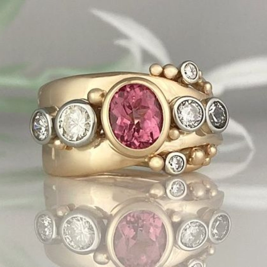 Anello in Oro con Zircone Rosso Vintage