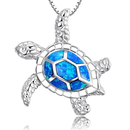 Collana con tartaruga marina in opale blu