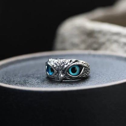 Anello regolabile con civetta portafortuna in argento e opale