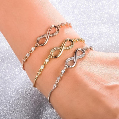 Bracciale Infinity Regolabile in Argento