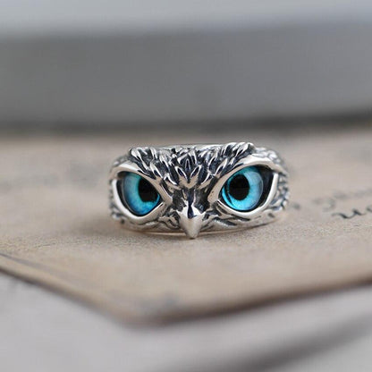 Anello regolabile con civetta fortunata in argento e opale