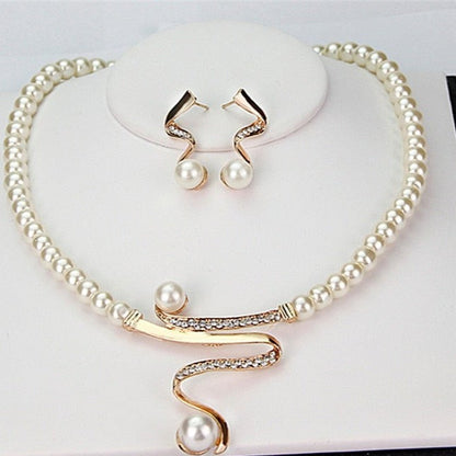 Set di Collana e Orecchini con Perla Naturale