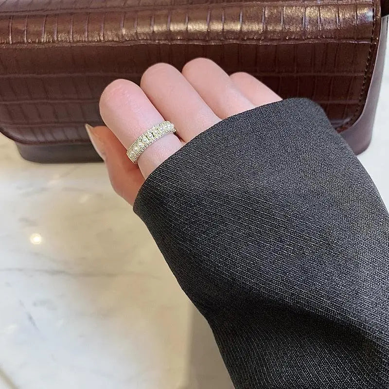 Anello di lusso in oro e perle