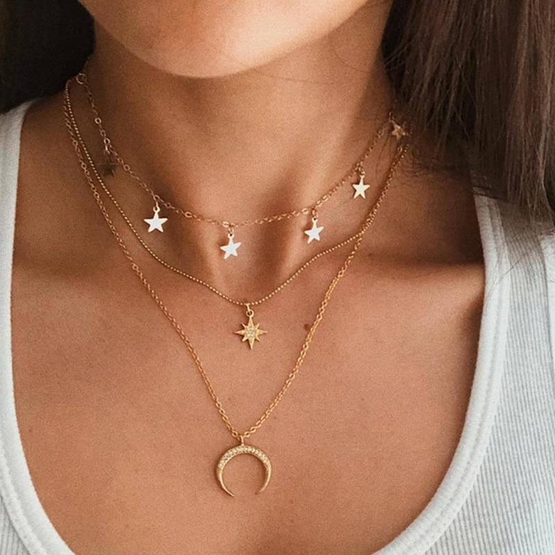 Collana con luna in oro