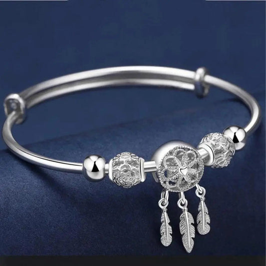 Braccialetto regolabile con charms a tripla foglia in argento 925