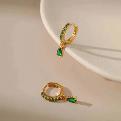 Orecchini in zirconia con smeraldo in oro