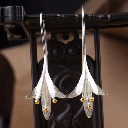 Orecchini a fiore in argento