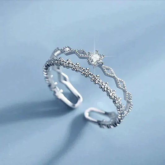 Anello in argento con zirconia regolabile