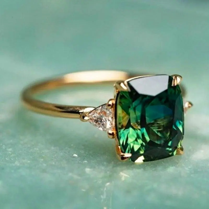 Anello Quadrato Elegante con Diamante Smaragd