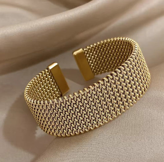 Bracciale Classico Aperto in Rete Intrecciata Vintage
