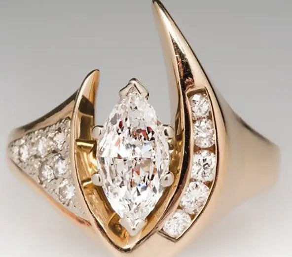 Anello Vintage Irregolare in Oro e Argento con Zirconi