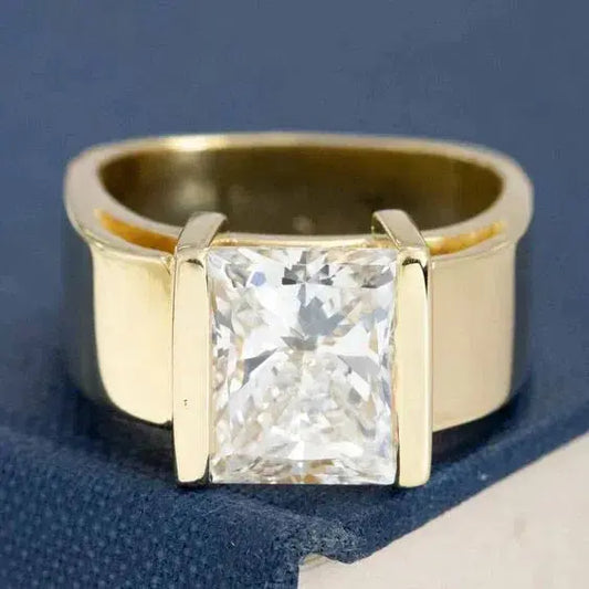 Anello Vintage con Taglio Principessa