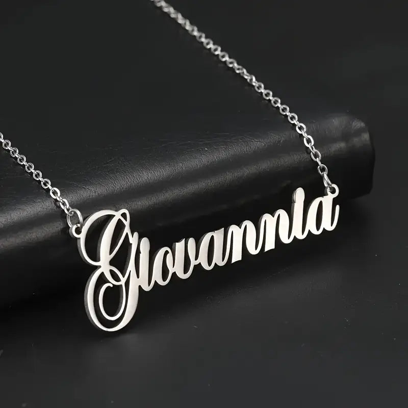 Collana con nome in acciaio inossidabile