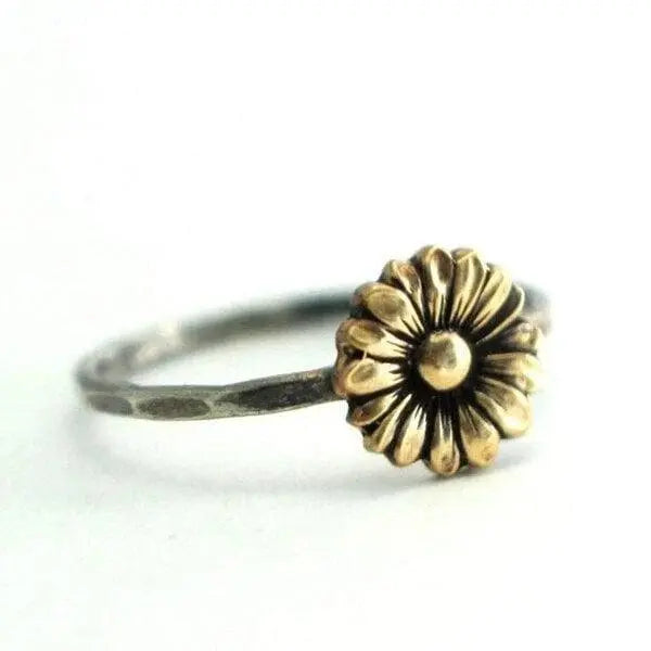Anello con Fiore di Girasole in Oro