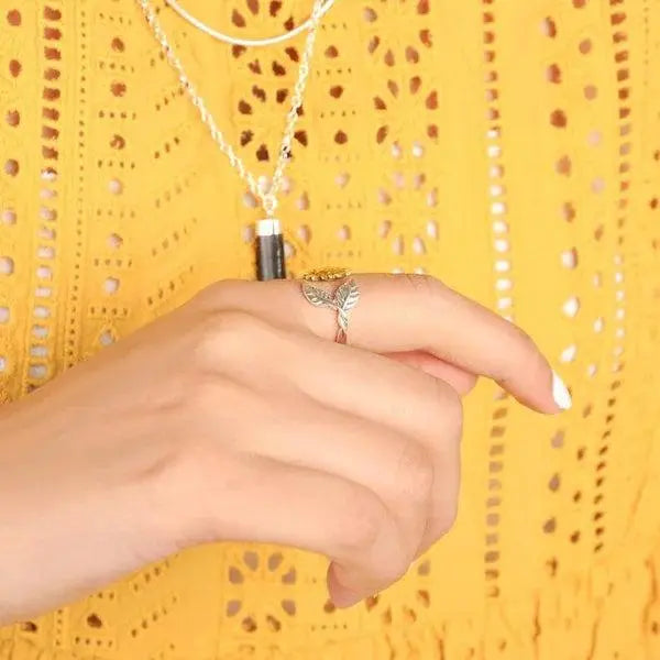 Anello regolabile con girasole in oro