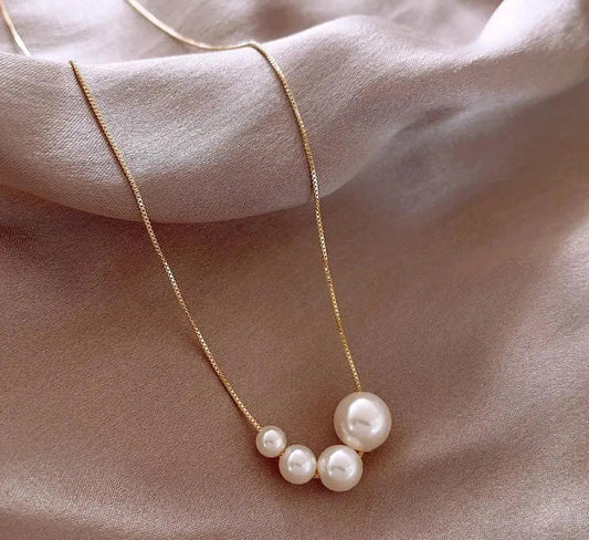 Collana con perla d'acqua dolce in oro