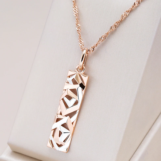 Collana Rettangolare Elegante in Oro